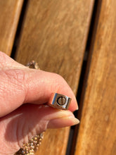 Cargar imagen en el visor de la galería, Fermeture collier urne infini