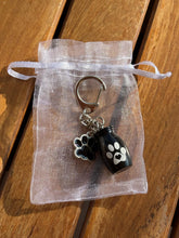 Cargar imagen en el visor de la galería, Porte clefs urne sur pochette