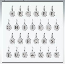 Cargar imagen en el visor de la galería, Bijoux Alphabet - photo 1