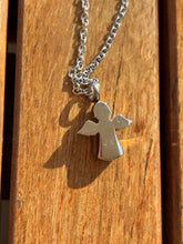 Cargar imagen en el visor de la galería, Collier Urne Ange Argenté - photo 3