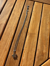 Cargar imagen en el visor de la galería, collier-urne-animal