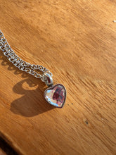 Cargar imagen en el visor de la galería, collier urne cœur brillant