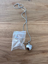 Cargar imagen en el visor de la galería, Pendentif Funéraire Cœur - photo 3