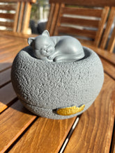 Cargar imagen en el visor de la galería, urne chat resine grise