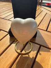 Cargar imagen en el visor de la galería, urne funeraire coeur nacré