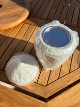 Cargar imagen en el visor de la galería, urne funeraire mandalay blanche emballee