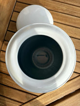 Cargar imagen en el visor de la galería, urne funeraire metal blanc ouverte