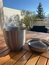 Cargar imagen en el visor de la galería, urne pour humain en metal