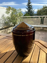Cargar imagen en el visor de la galería, Urne Métal MANDALAY Bordeaux - photo 1