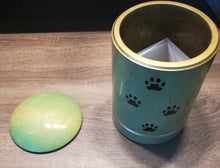 Cargar imagen en el visor de la galería, Urna animales Mirza Verde