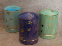 Cargar imagen en el visor de la galería, Urna animales Mirza Verde