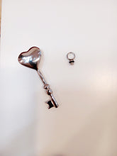 Cargar imagen en el visor de la galería, Bijou Cinéraire Clave Del Corazón