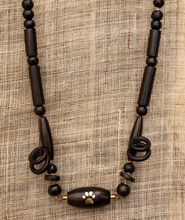 Cargar imagen en el visor de la galería, Collier Madera Negra