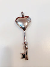 Cargar imagen en el visor de la galería, Bijou Cinéraire Clave Del Corazón