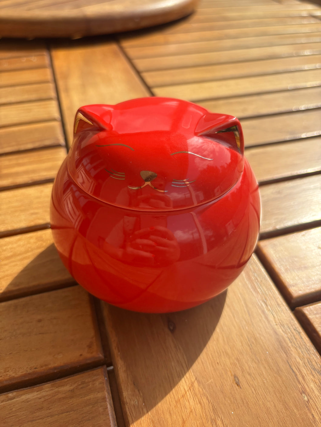 Urna funeraria Gato rojo