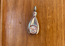 Cargar imagen en el visor de la galería, Bijoux Funéraire : LarmRuby - photo 2
