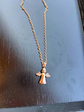Cargar imagen en el visor de la galería, Collier Urne Ange Rose gold - photo 2
