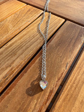 Cargar imagen en el visor de la galería, Collier Urne Cœur Brillant - photo 2
