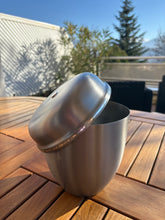 Cargar imagen en el visor de la galería, urne funeraire couleur argent
