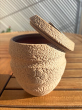 Cargar imagen en el visor de la galería, Urne funéraire biodégradable animaux - photo 2
