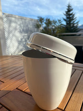 Cargar imagen en el visor de la galería, urne funeraire blanche
