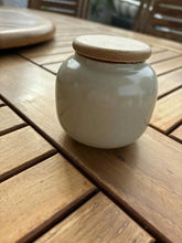 Cargar imagen en el visor de la galería, Urne funéraire chat fleurs - photo 3
