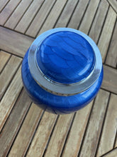 Cargar imagen en el visor de la galería, urne funeraire pour homme bleue infini
