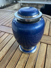 Cargar imagen en el visor de la galería, urne funeraire infini bleue
