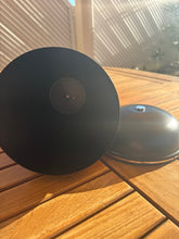 Cargar imagen en el visor de la galería, urne pour homme ou femme en metal
