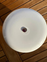 Cargar imagen en el visor de la galería, Urne Métal Paris Blanche - photo 4
