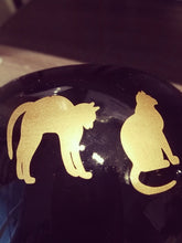 Cargar imagen en el visor de la galería, Urna de cremación Cat Sphere
